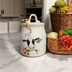 Rae Dunn MOO Cow Design Ceramic canister food jar NWT